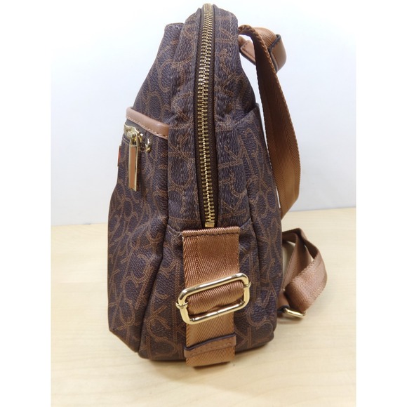 Calvin Klein Signature Belfast Backpack Bag 2 Magnetic Pockets 2‎ Zipper Closure - Picture 8 of 16